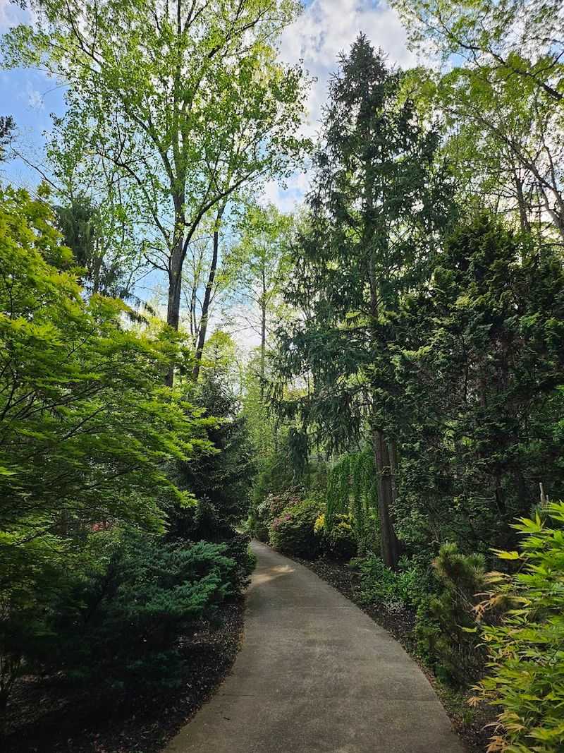 Cox Arboretum And Gardens
