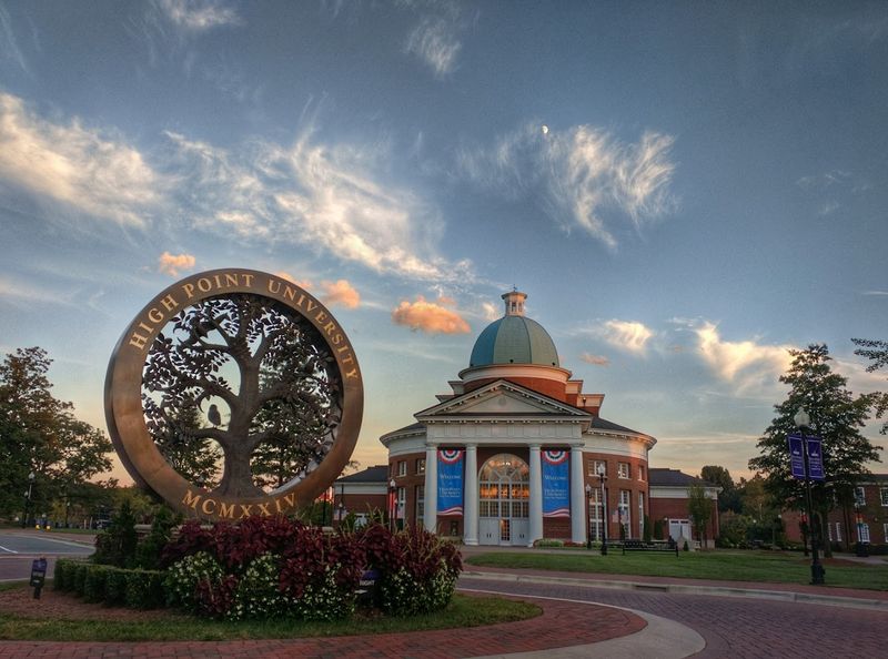 9 North Carolina College Campuses That Are Beautiful Enough For A Walk - Decor Hint High Point University
