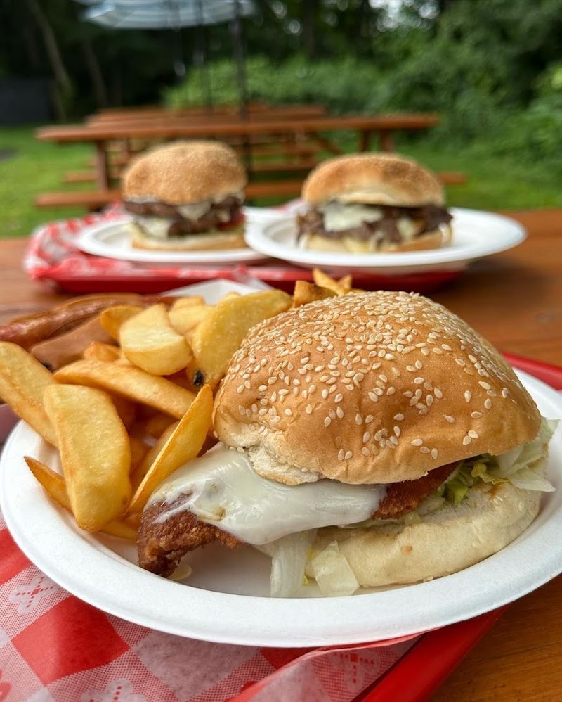 The Meating Place Outdoor Eatery