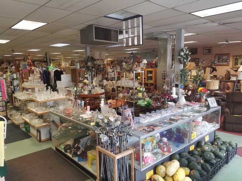 Four Seasons Flea Market