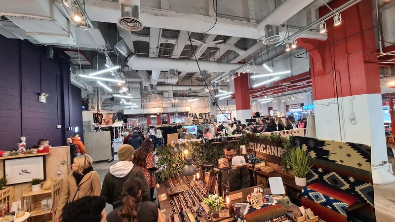 This Busy New York Indoor Flea Market Is Perfect For Weekend Exploring - Decor Hint Sunglasses And Accessories You Cannot Find Elsewhere