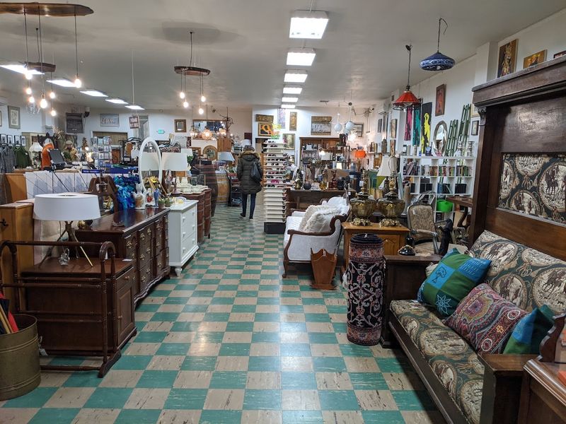 This Oregon Thrift Store Feels Like A Treasure Hunt Through Time - Decor Hint Handcrafted Goods From Local Artisans Mixed Right In