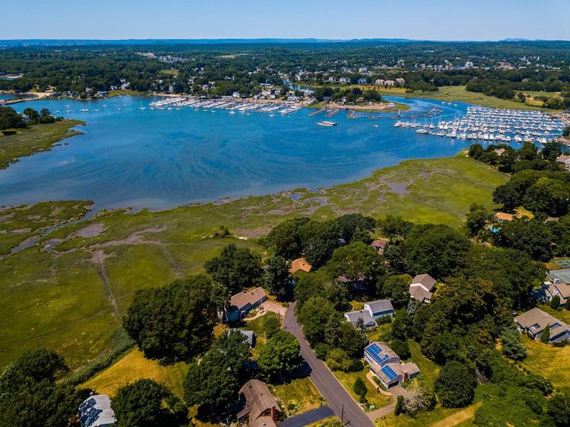 Take A Thimble Islands Cruise In Warmer Months