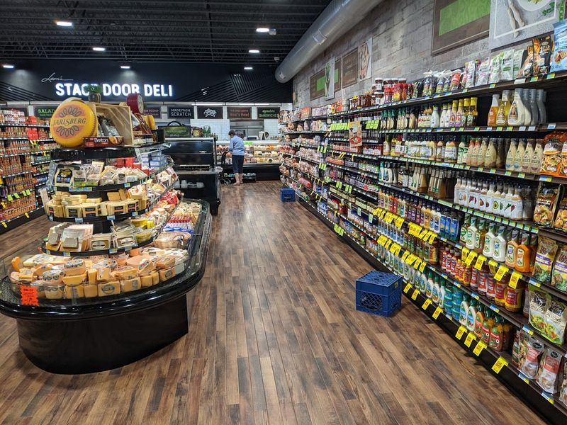 Leon's Gourmet Grocer, Lincoln