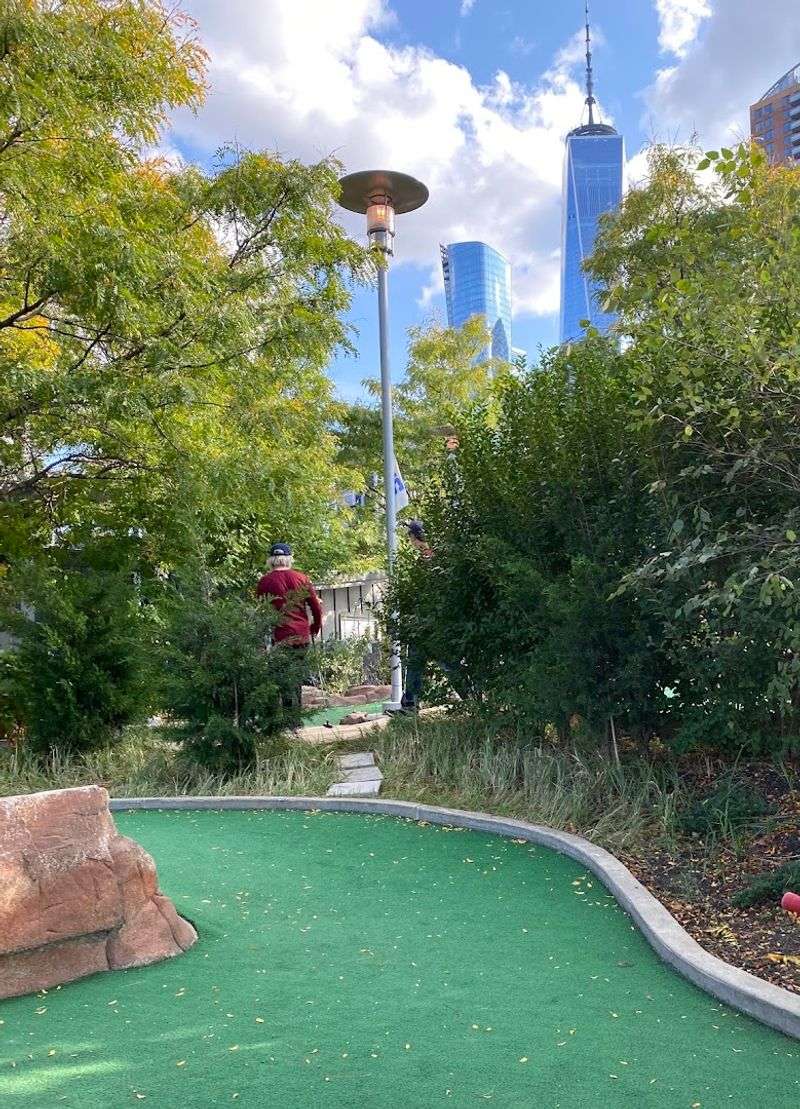 Hudson River Views That Make Every Hole More Scenic