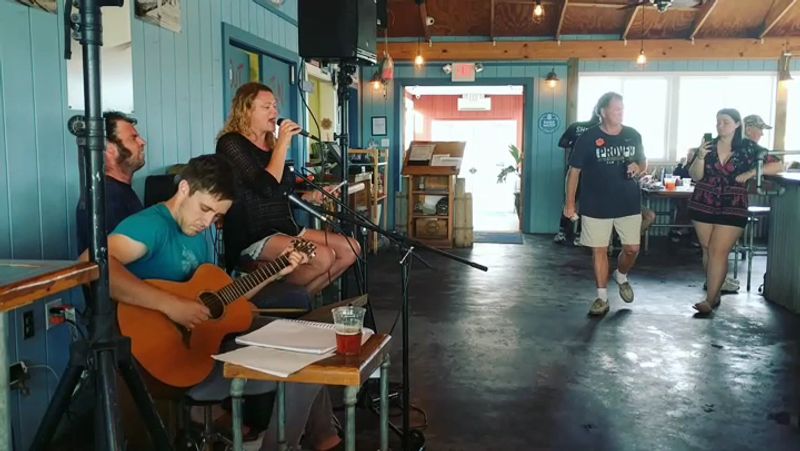 Live Music On The Bay