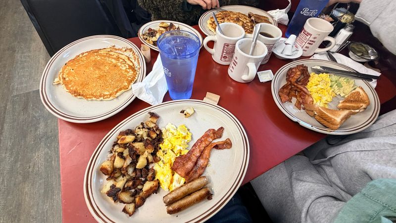 Why This Southbury Diner Still Feels Like A Classic