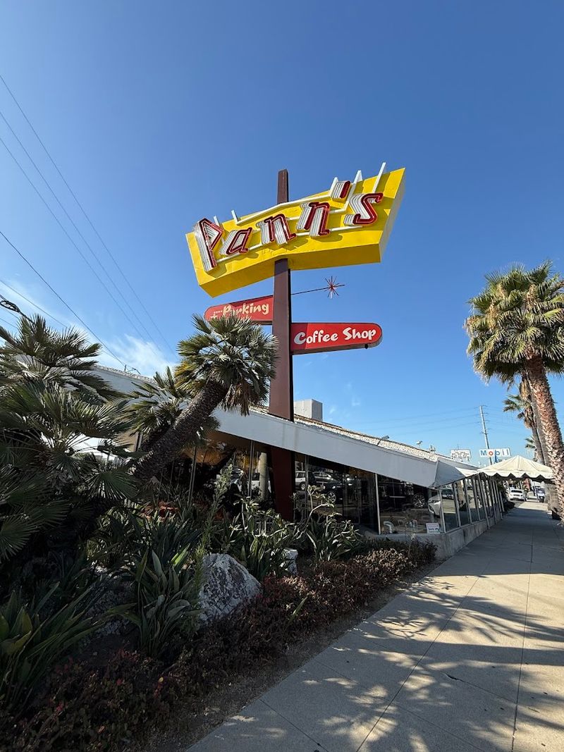 Los Angeles, Pann's Restaurant Sign