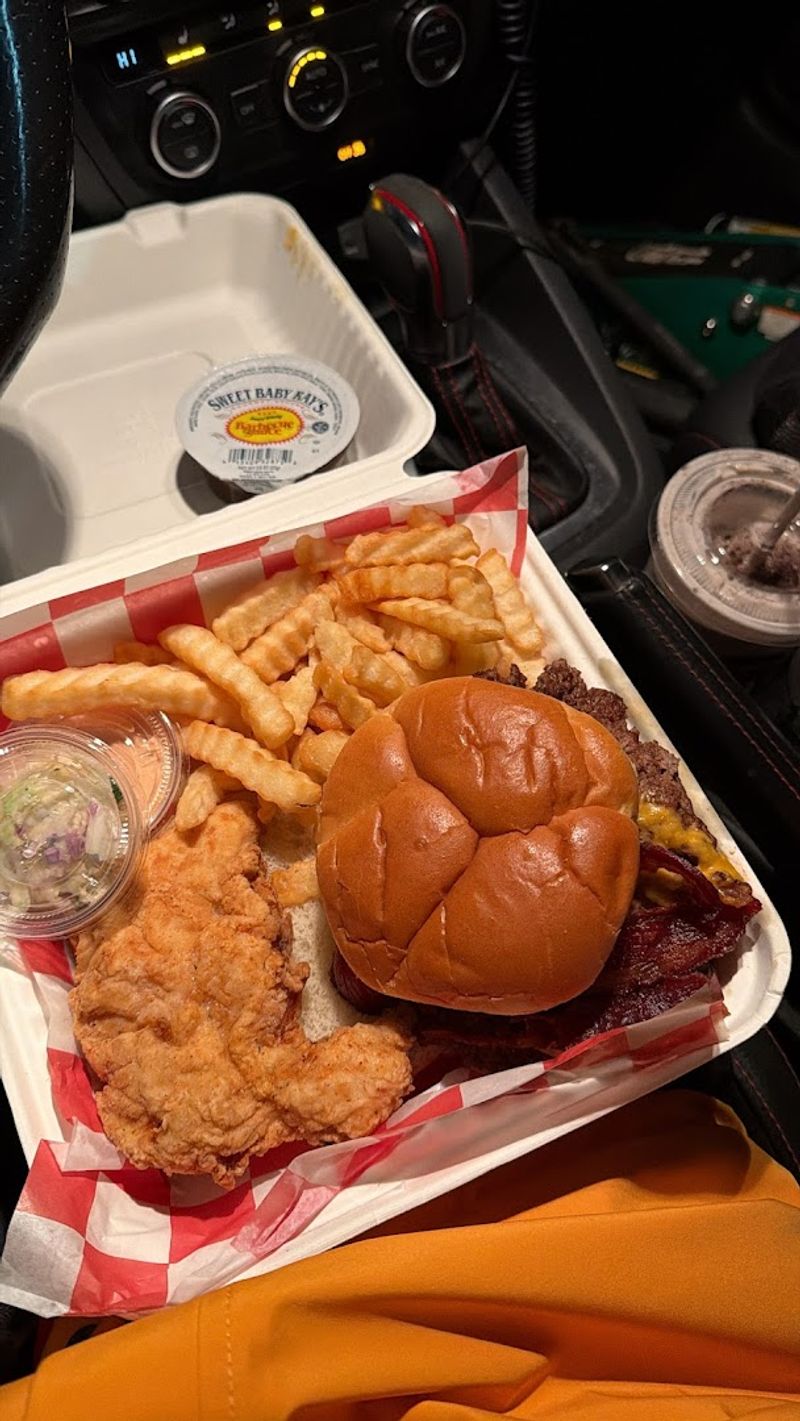 How The Oklahoma Onion Burger Brings Extra Flavor