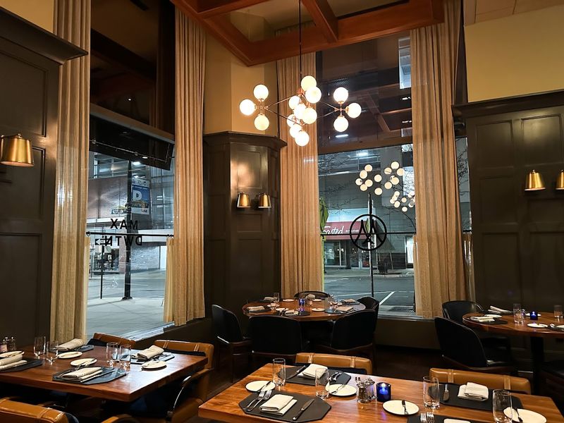 How The Downtown Setting Adds To The Night