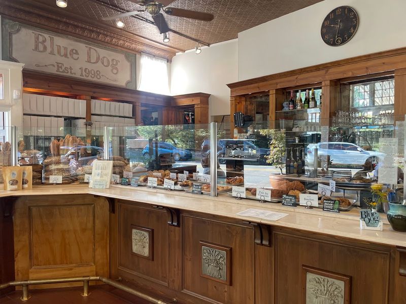 Blue Dog Bakery And Cafe