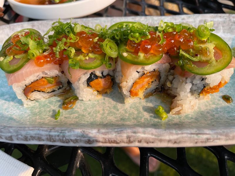 Yamazaru Sushi, North Carolina 