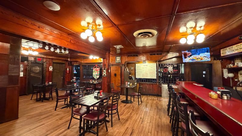You Can Still Grab An Incredible Hot Dog Meal At These 10 New Jersey Spots For Under $14 - Decor Hint Rutt's Hut
