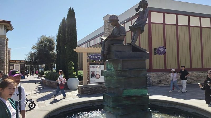 The Scale Of The Mall Is Unlike Anything Else In Northern California
