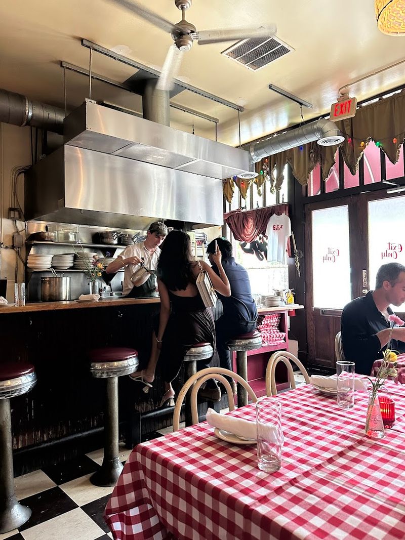 13 Hole-In-The-Wall Italian Spots In Georgia That Taste Like Nonna Made It - Decor Hint Gigi's Italian Kitchen And Restaurant