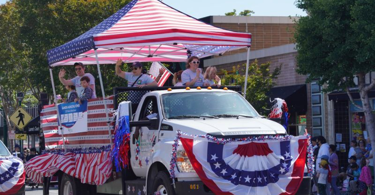 10 California 4th Of July Parades That Still Feel Like Classic Americana - Decor Hint