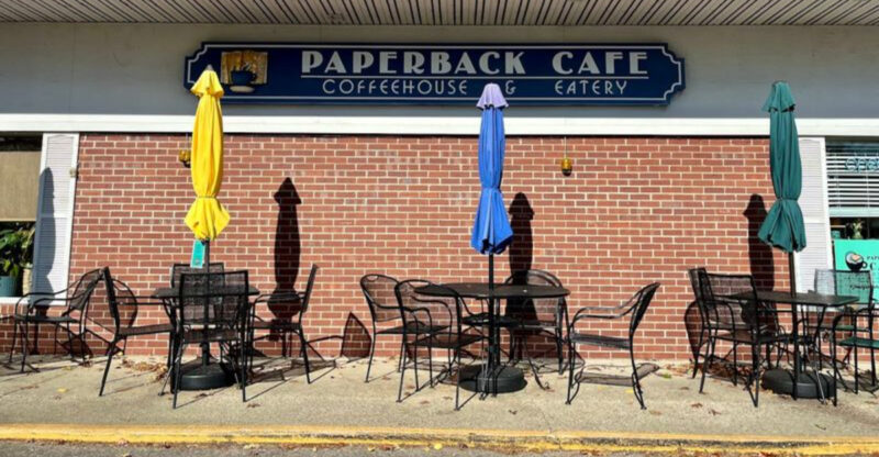 10 Charming Connecticut Patio Cafes Made For Sunny Summer Days