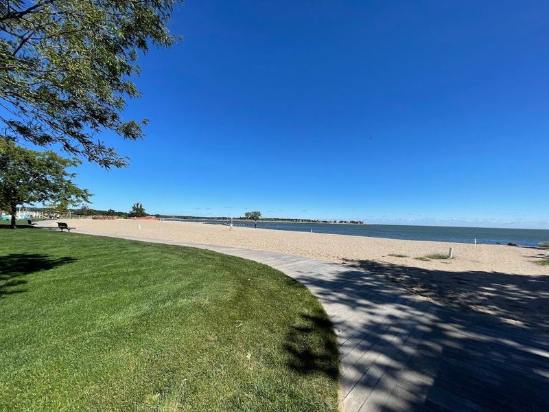Jacob's Beach, Guilford