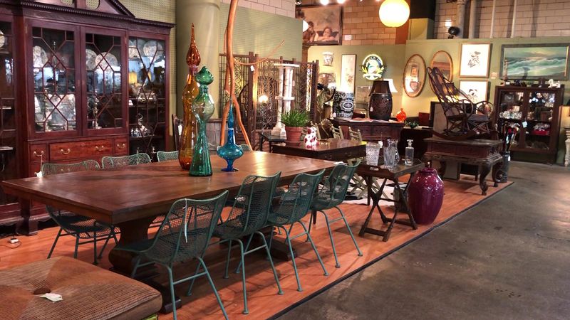 Mellwood Antiques & Interiors