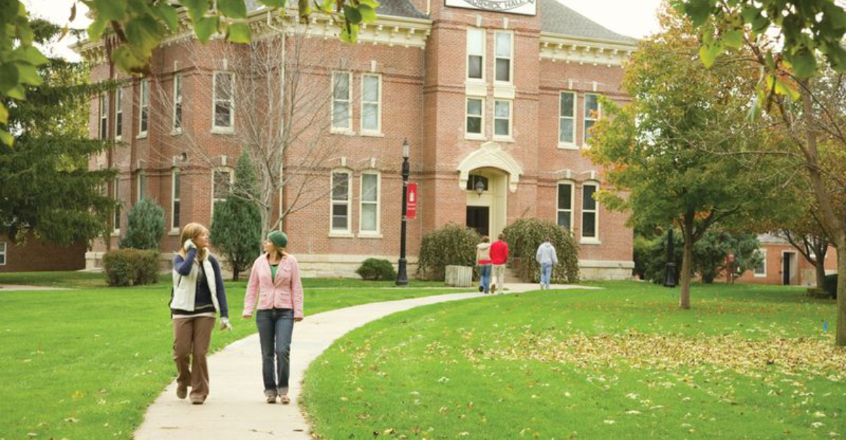 10 Nebraska College Campuses That Are Beautiful Enough For A Walk - Decor Hint
