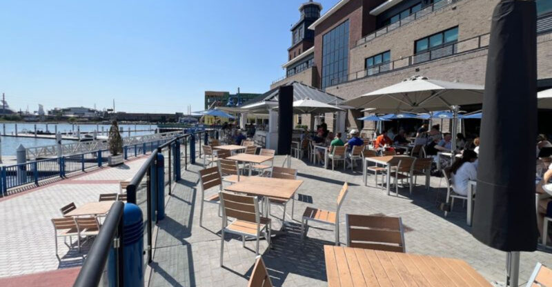 10 Patio Restaurants In Bridgeport, Connecticut Made For Soaking Up Summer Sunshine
