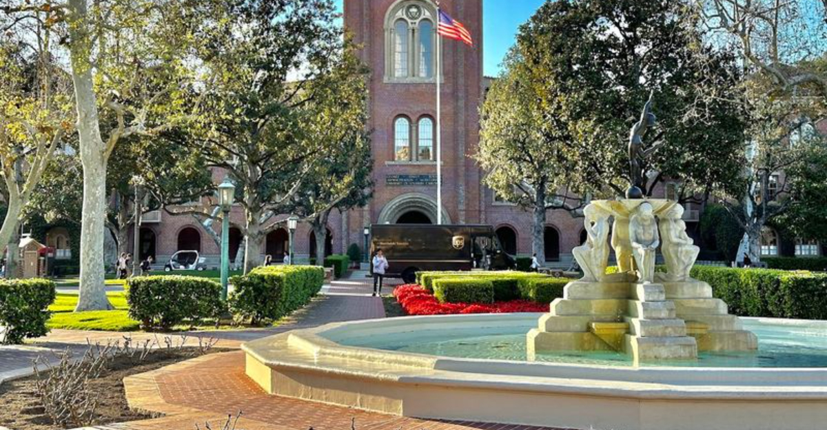 11 Scenic California College Campuses Made For Wandering On Foot - Decor Hint