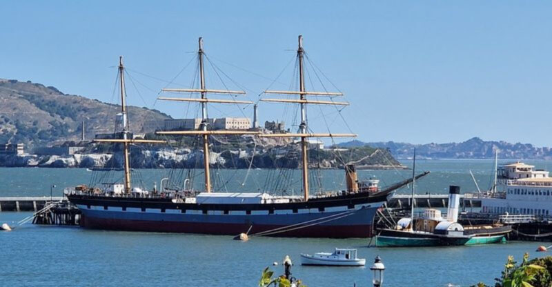 12 California Coastal Places Where Shipwrecks And Lighthouses Still Tell Stories