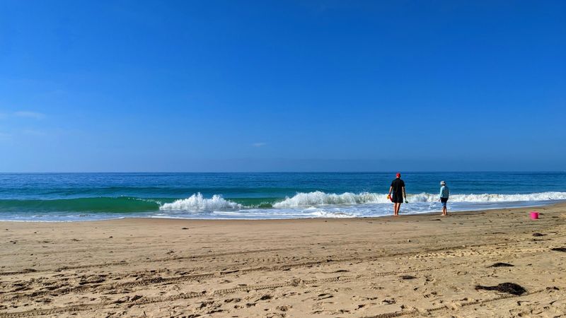 12 California Day Trips That Feel Like Mini Vacations Without Passing $50 - Decor Hint Crystal Cove State Park, Laguna Beach