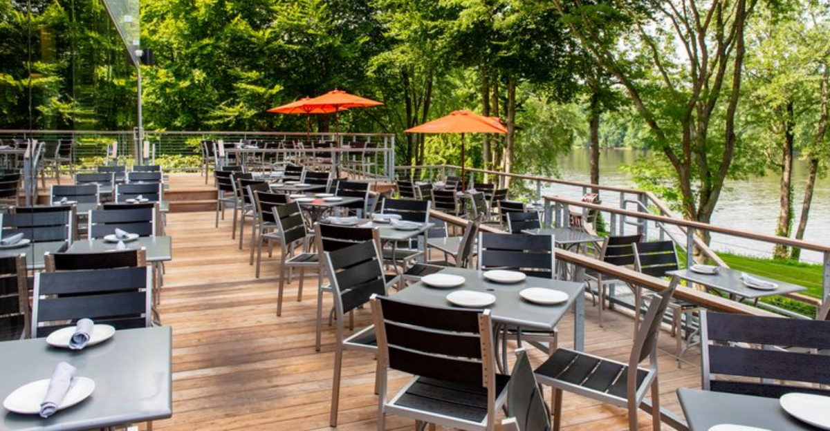 12 Must Try Bucket List Dining Spots Across Connecticut For A June Visit - Decor Hint