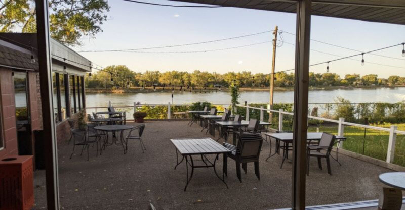 12 Nebraska Restaurants Where The View Makes Dinner Feel Like An Occasion