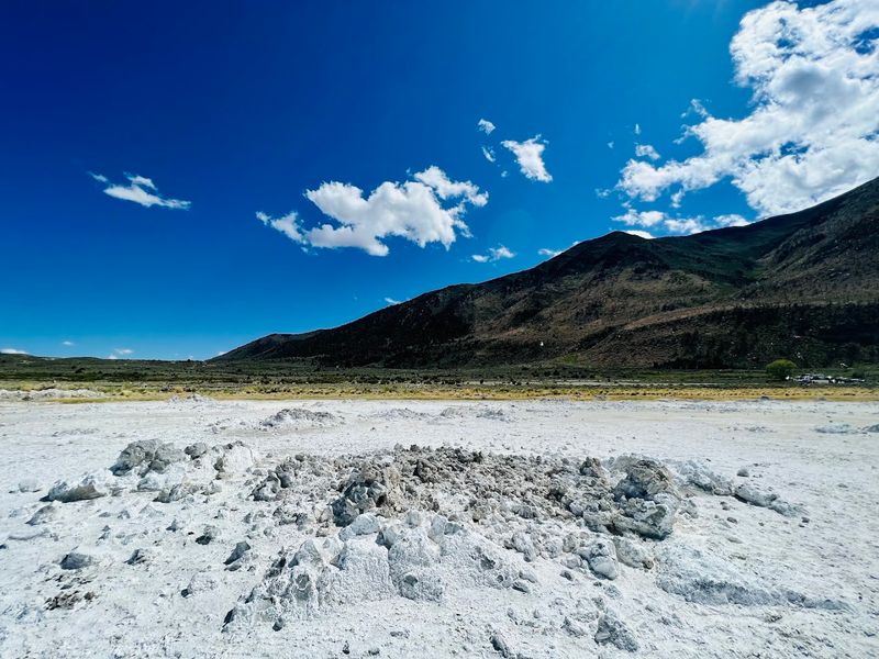 14 California Places Where The Silence Is Half The Reason To Go - Decor Hint Mono Lake Tufa State Natural Reserve, Lee Vining