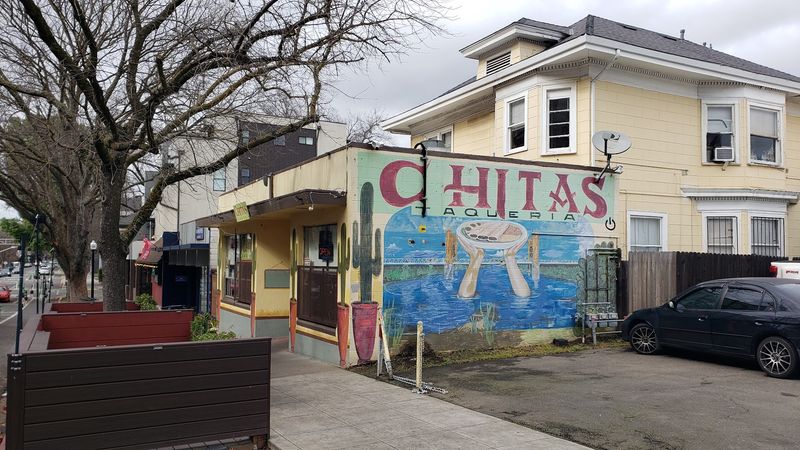 14 Sacramento, California Hole-In-The-Wall Restaurants Locals Would Rather Keep To Themselves - Decor Hint Chita's Taqueria, 2019 Q St, Sacramento, California