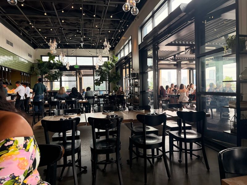 15 Charming Georgia Cafes With Scenic Views Perfect For This June - Decor Hint 9 Mile Station