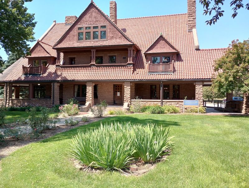The Mansion Was Built In 1890