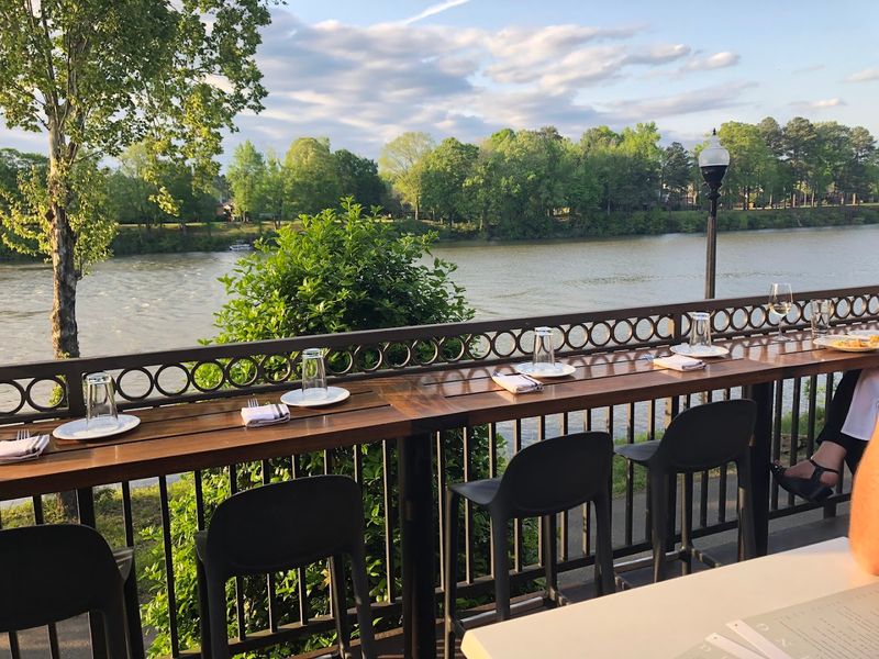 10 No-Frills Steakhouses In Alabama That Are Absolutely Worth The Drive - Decor Hint River, Tuscaloosa
