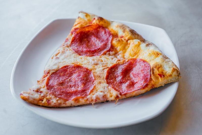 Lucy’s New York Style Pizzeria