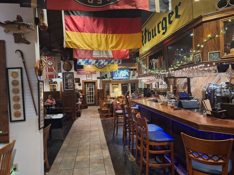The Warm Tavern Atmosphere That Feels Like A Real Find