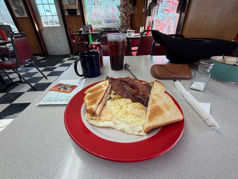 One Small Texas Restaurant Has Built A Reputation For Doing Everything Well - Decor Hint A Menu Built On Scratch Cooking