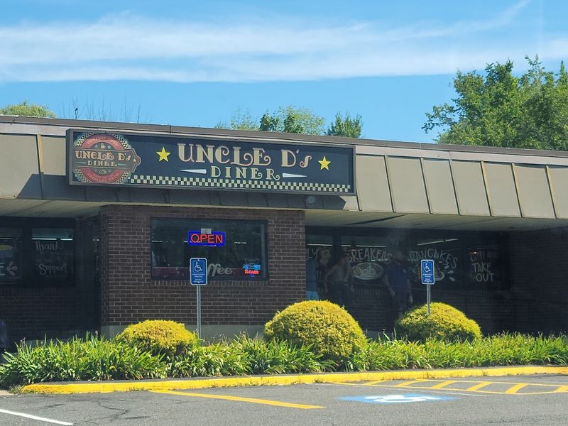 Why Locals Keep Coming Back Early