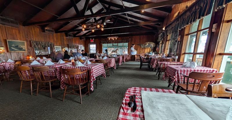 The Main Dining Room Experience You Will Not Forget