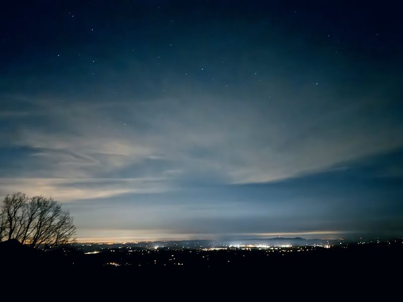 Stargazing And Late-Night Visits With A Quiet Atmosphere