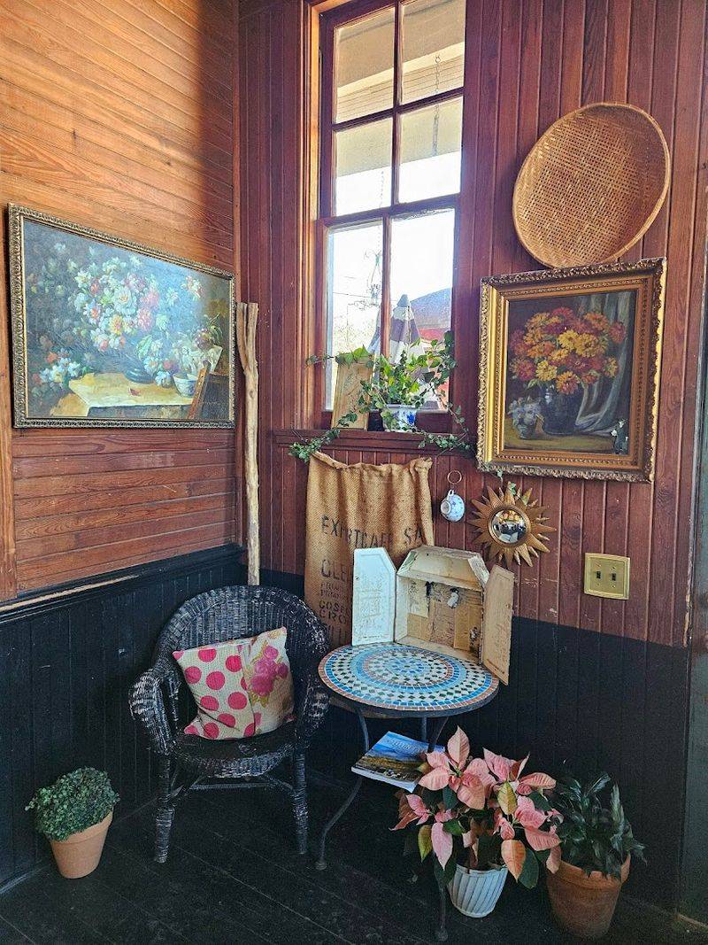 An Atmosphere That Earns A 4.9-Star Rating For Good Reason