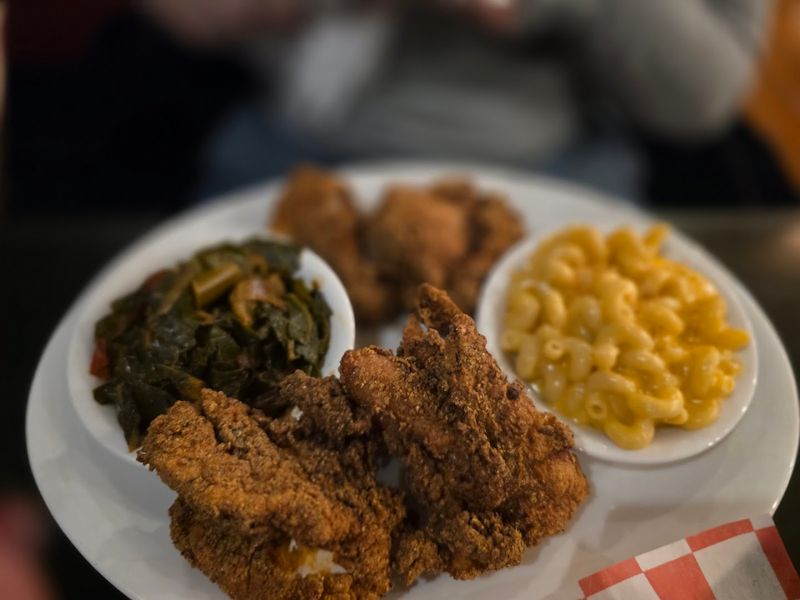 Fried Chicken With A Loyal Following