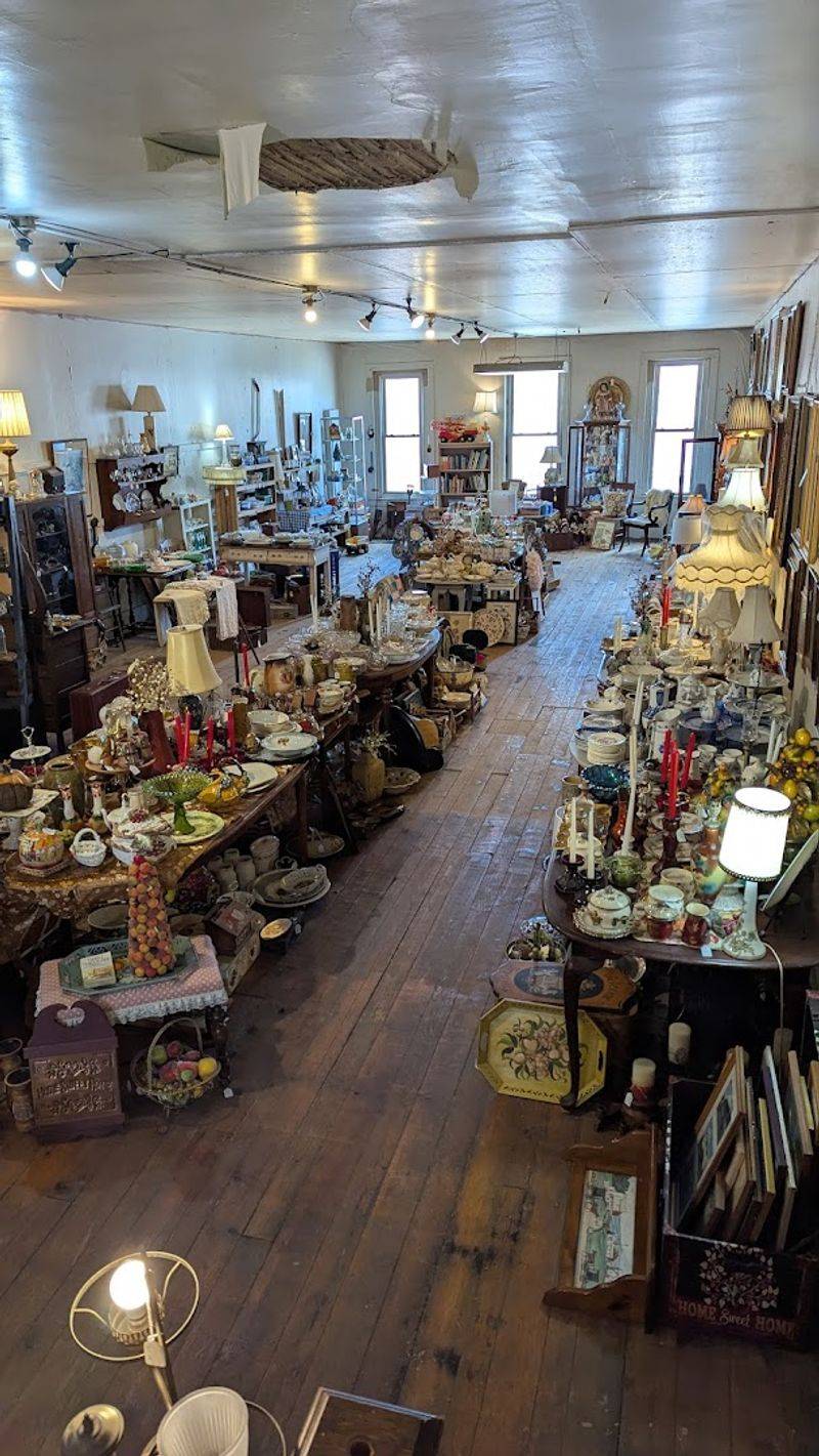 Three Full Floors Of Antiques Waiting To Be Found