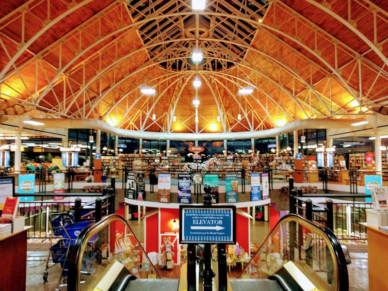 A Visually Stunning And Well-Maintained Store Environment