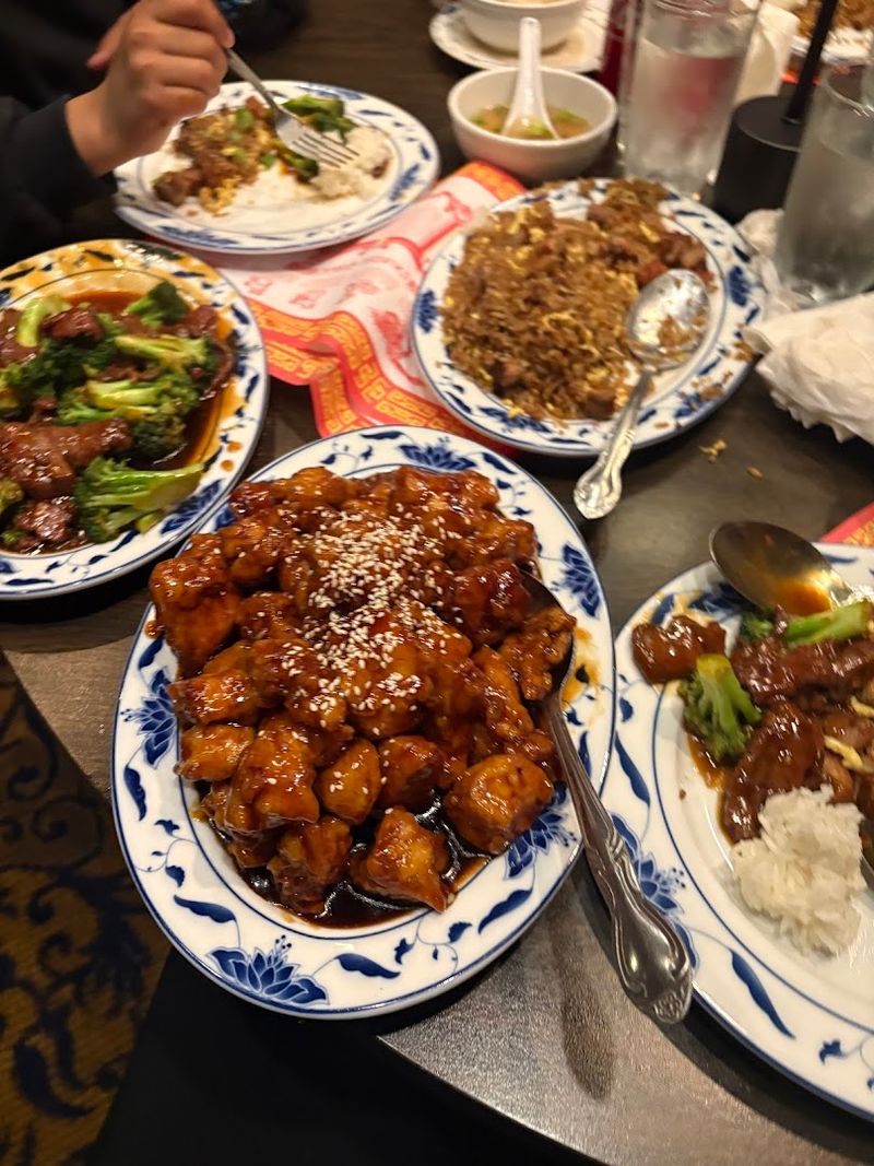 This Beloved Wisconsin Spot Continues To Impress Diners Year After Year - Decor Hint The Menu Is Gloriously Huge