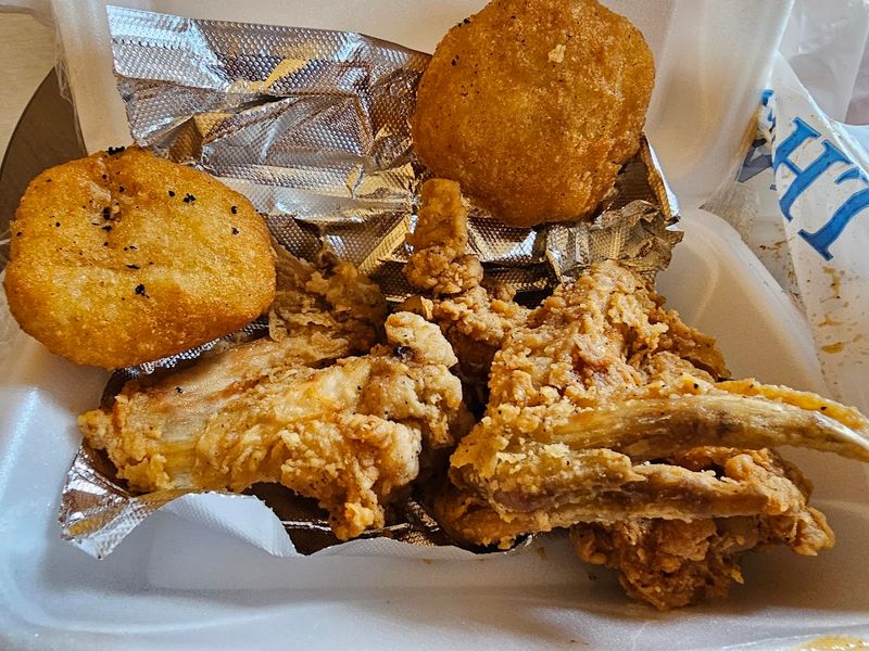 The Fried Chicken That Earns The Drive
