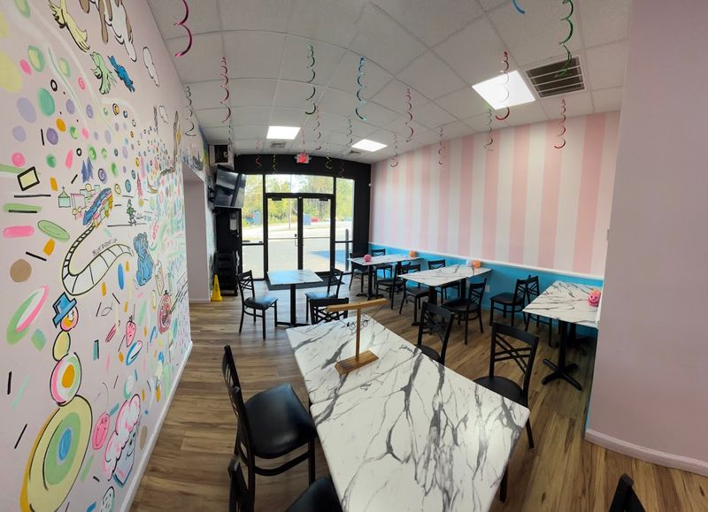This North Georgia Creamery Makes Its Homemade Waffle Cones Fresh All Summer Long - Decor Hint An Incredible Aroma That Greets You At The Door