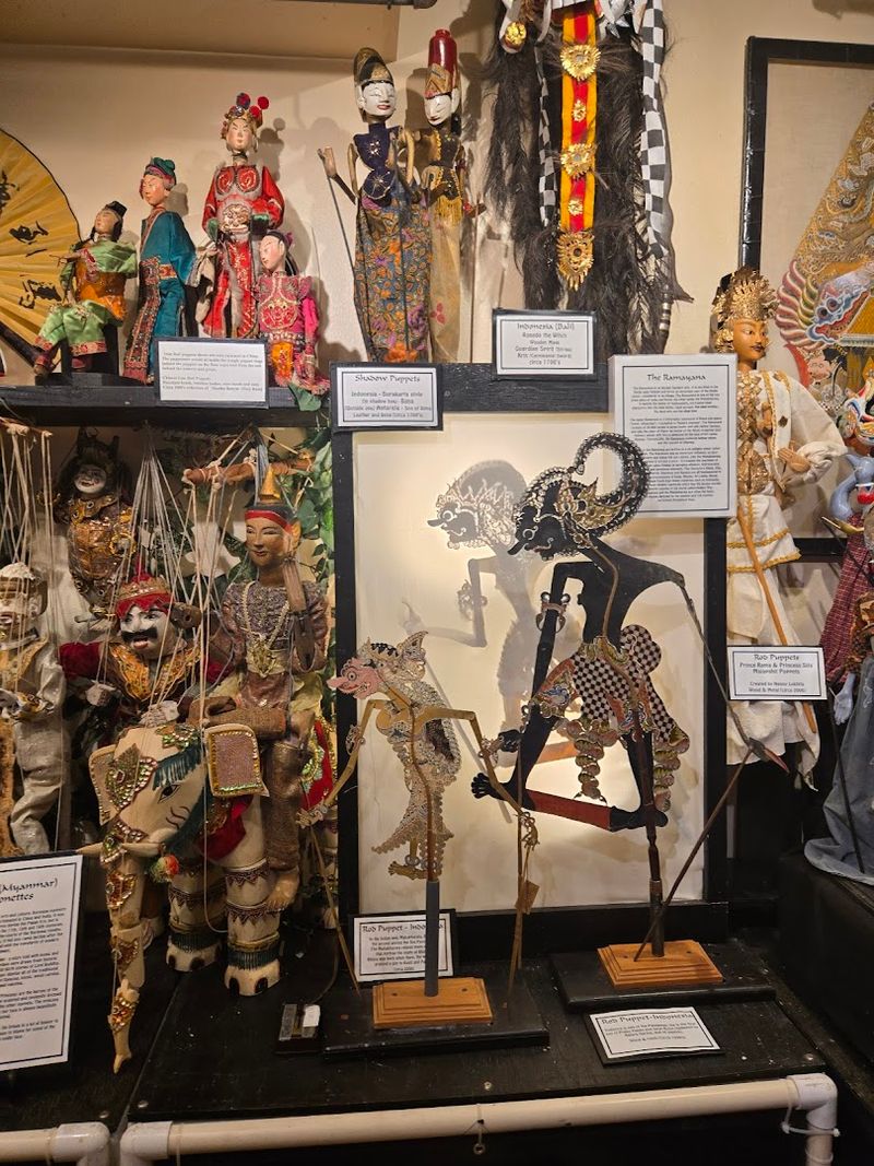 Few People Know Oregon Is Home To An Enchanting Puppet Museum - Decor Hint The History Behind The Puppets