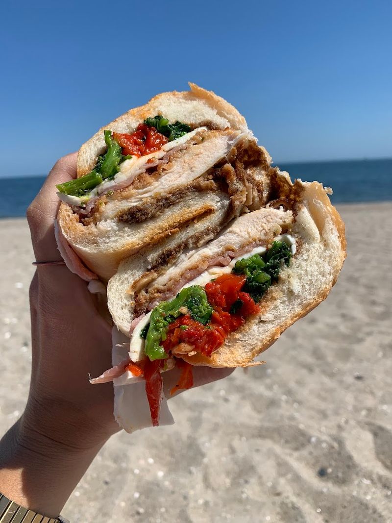 Perfect For Takeout Before A Beach Day